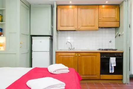 Apartment Coliseum Floor With Terrace And View